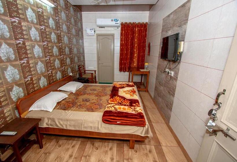 Majatalo National Guest House