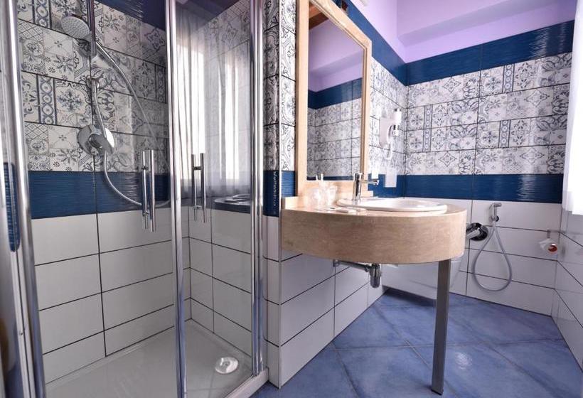 بنسيون Residenza Vinci Room & Suite