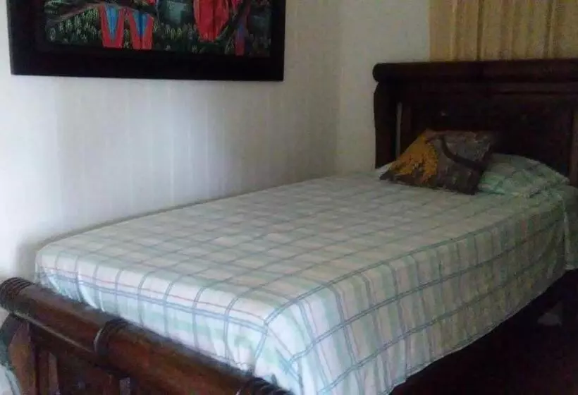 Retkeilymaja Posada Nativa Licy