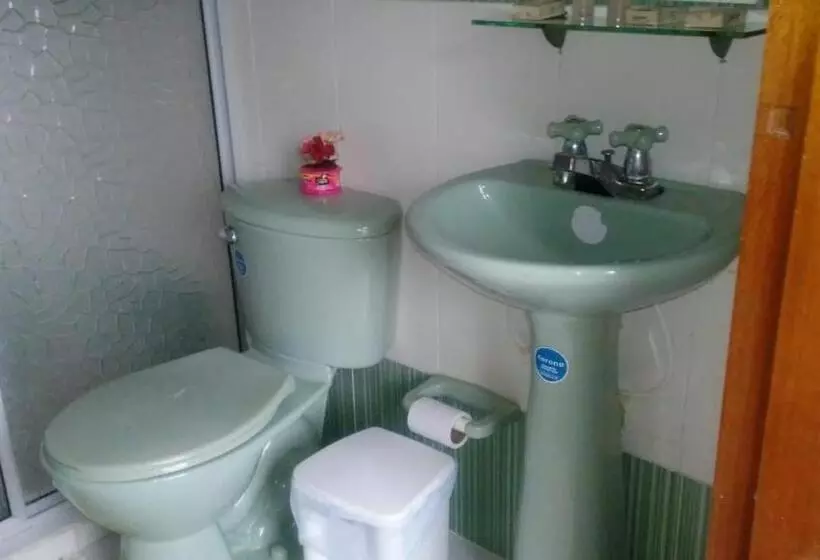 Retkeilymaja Posada Nativa Licy