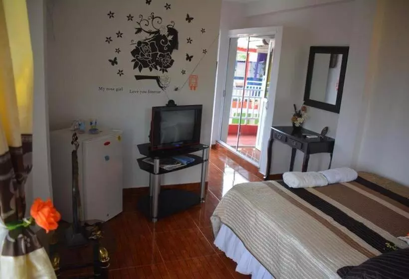 Retkeilymaja Posada Nativa Licy