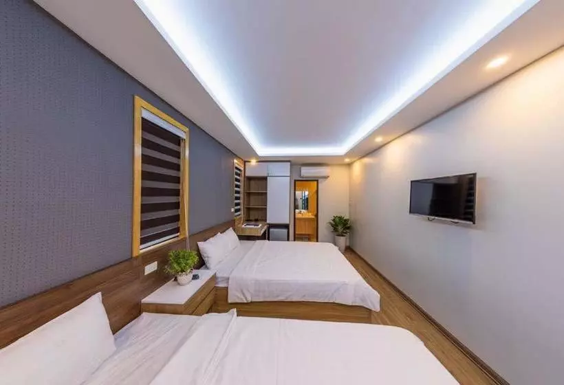 هتل Bamboo  & Apartments