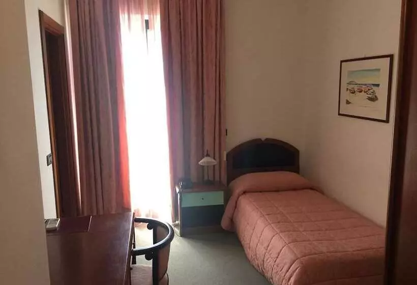 ホテル Ristorante La Madia