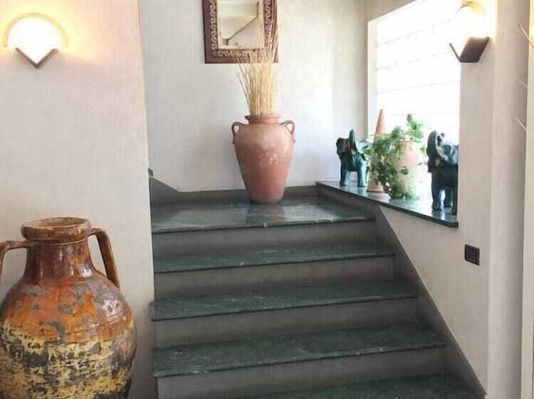 בית מלון כפרי Ristorante La Madia