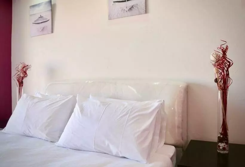 پانسیون Joy Guest House, Mabote