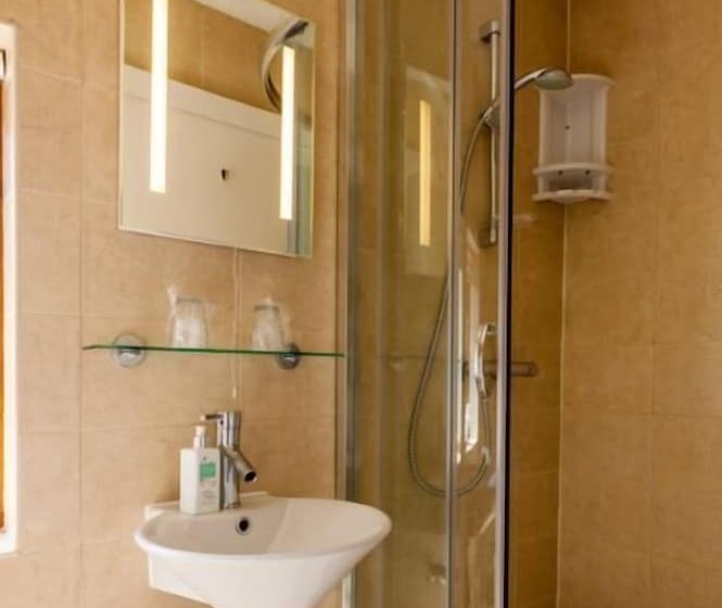 膳宿费 Langdon Farm Guest House