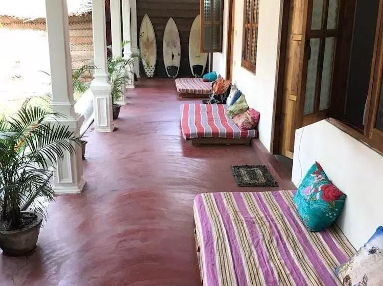 Majatalo Surf Paradise