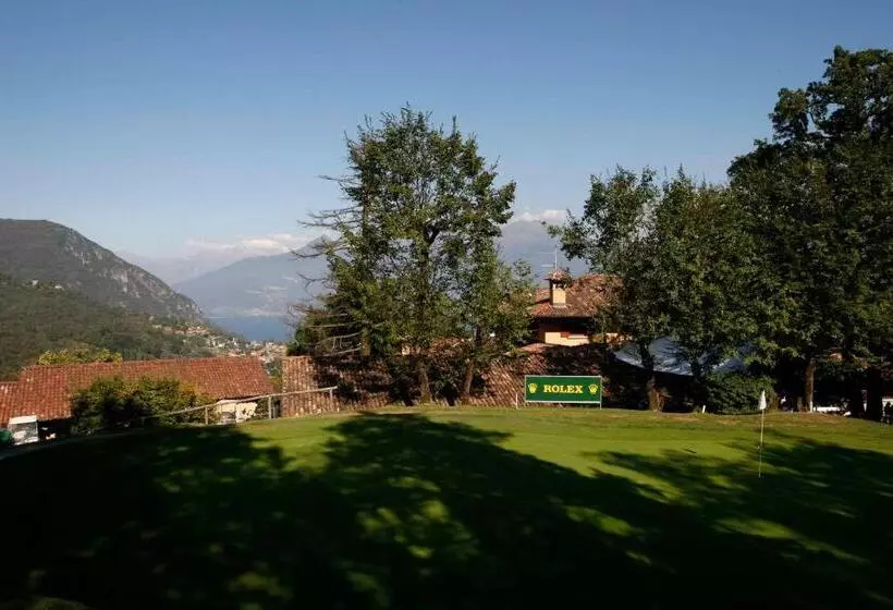 ペンション The Golf Club Guest House