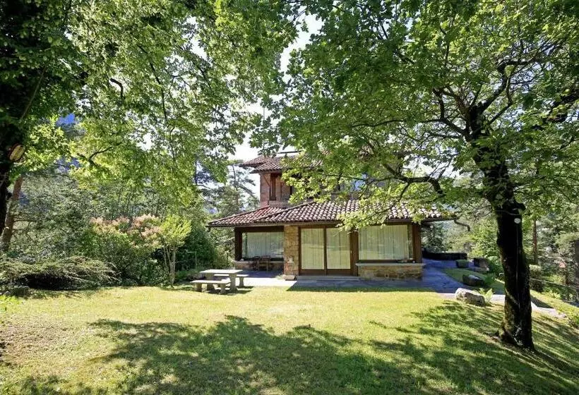 ペンション The Golf Club Guest House