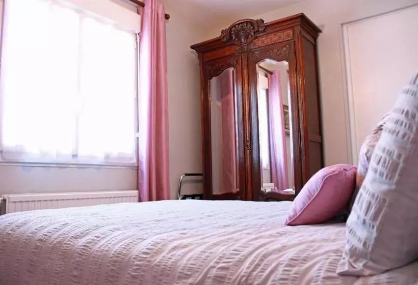 Nocleg ze śniadaniem Les Camelias