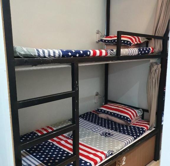 هتل کپسول Nha Chung Hostel