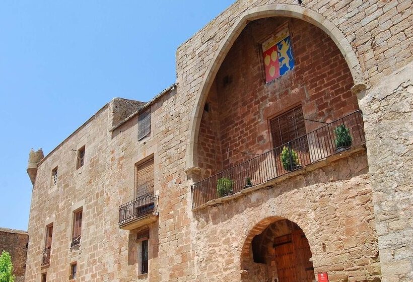 호텔 Hostal Universitat