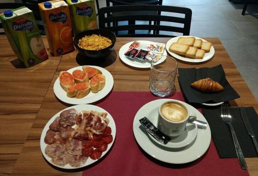 호텔 Hostal Universitat