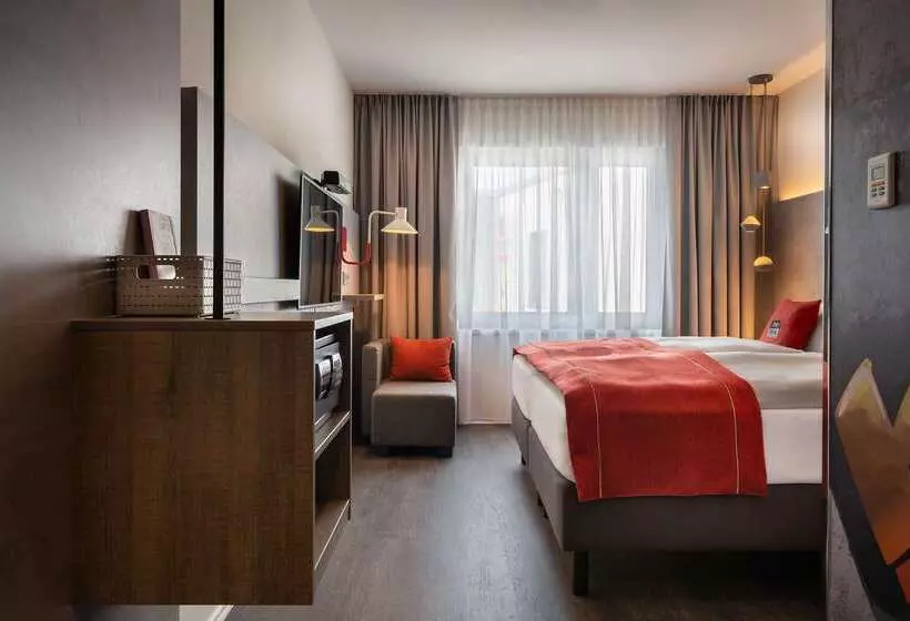 هتل Holiday Inn   The Niu, Hide Berlin Friedrichshain, An Ihg