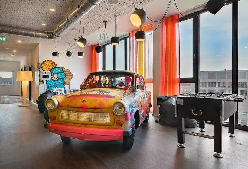 هتل Holiday Inn   The Niu, Hide Berlin Friedrichshain, An Ihg