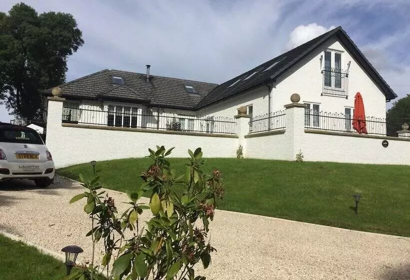 تختخواب و صبحانه Retreat At The Knowe Auchincruive Estate