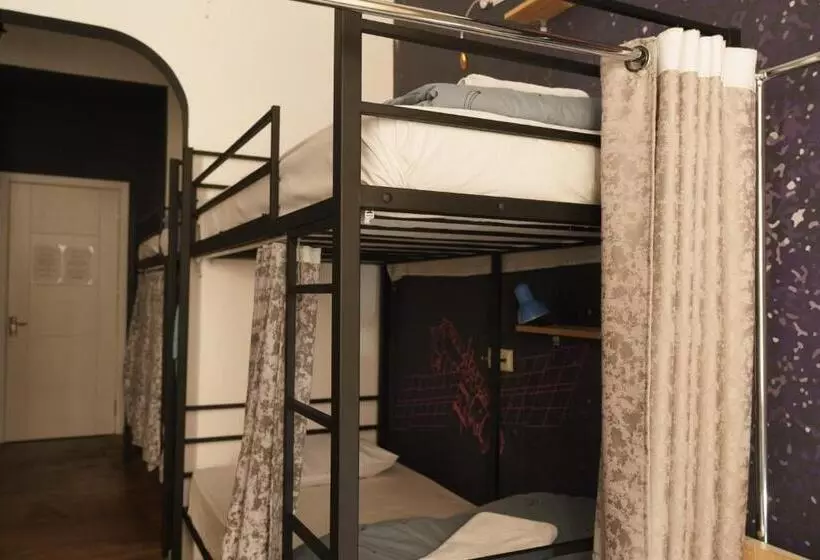 Moosica Hostel