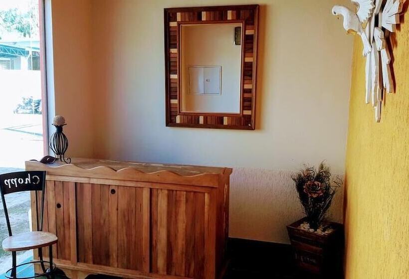 膳宿费 Pousada Caminho Da Pedrinha