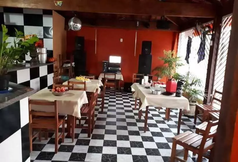 ペンション Pousada Caminho Da Pedrinha