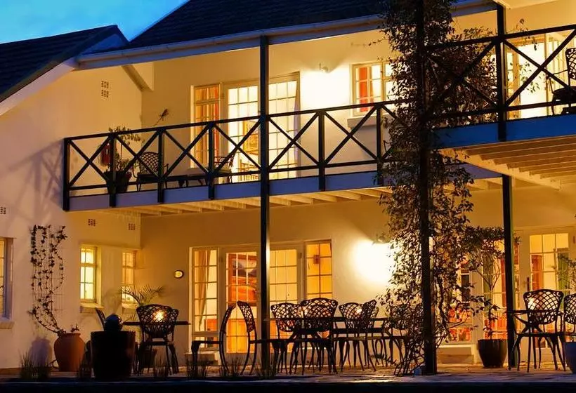 ペンション Golden Hill Guest House