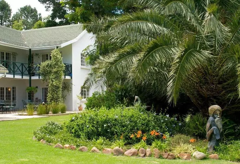 ペンション Golden Hill Guest House
