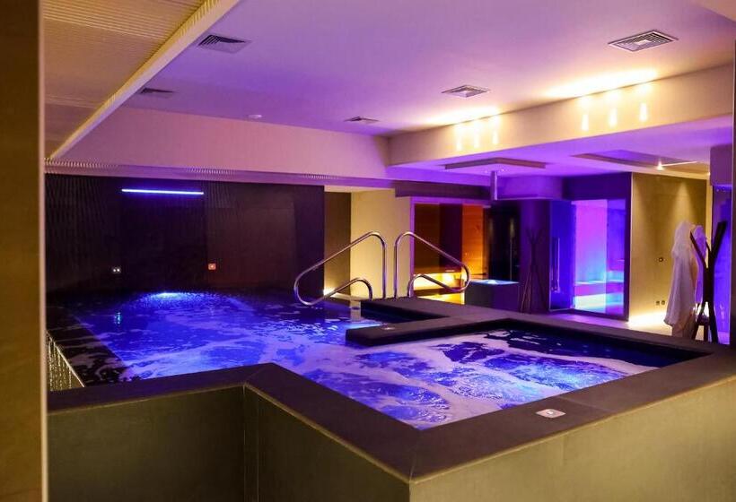 Moma Hotel Wellness & Spa