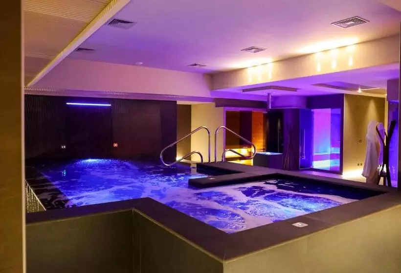 Moma Hotel Wellness & Spa