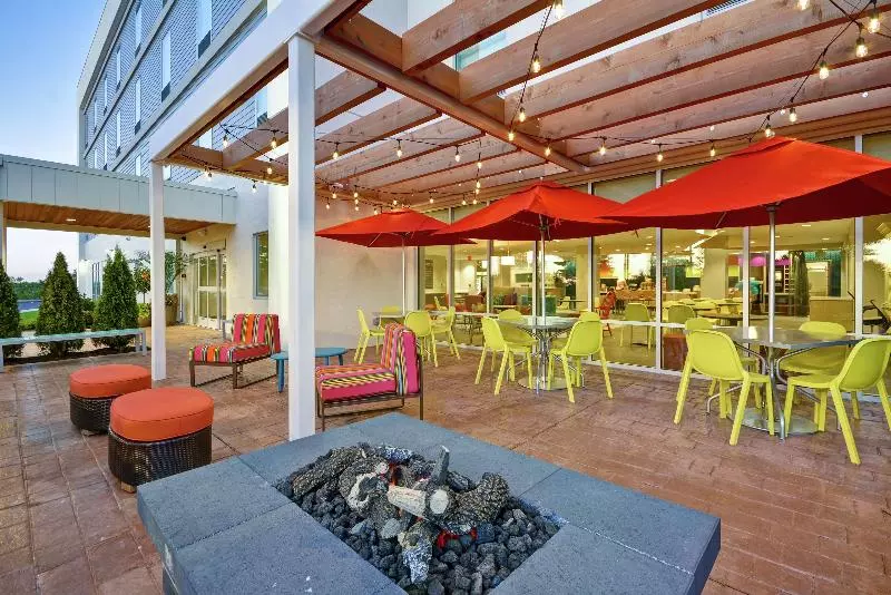 ホテル Home2 Suites By Hilton Queensbury Lake George