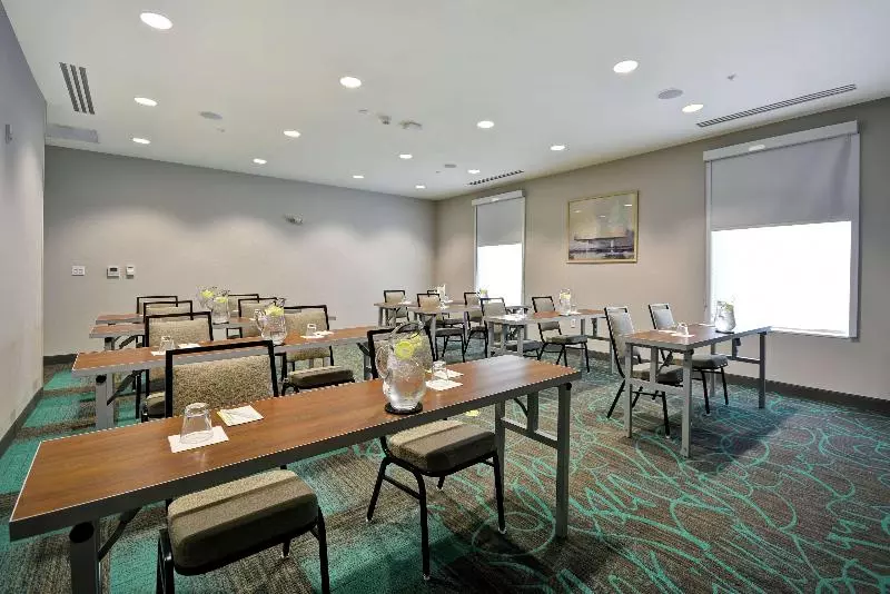 ホテル Home2 Suites By Hilton Queensbury Lake George