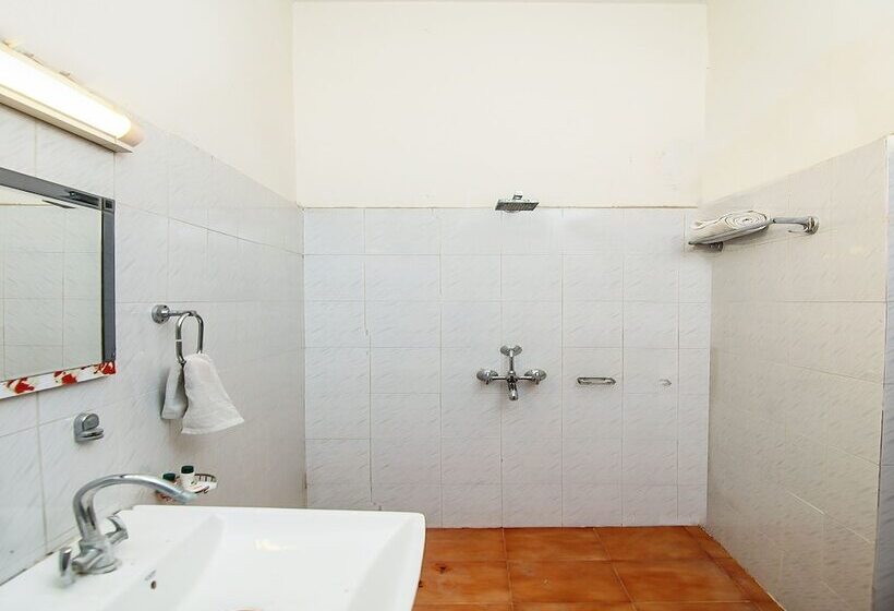 هتل Lukergunj Holidays