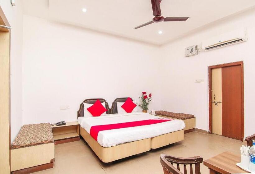 هتل Lukergunj Holidays