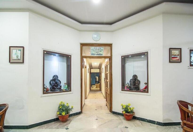 هتل Lukergunj Holidays