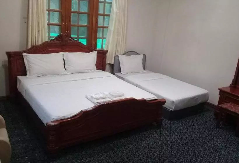 پانسیون Shwe War Guest House