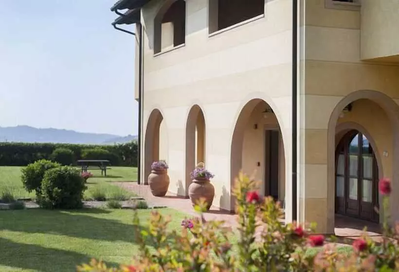 ホテル Agriturismo L'antica Fornace