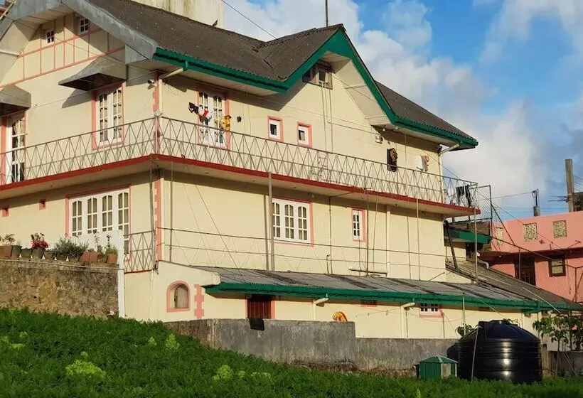 پانسیون Chandrasobana