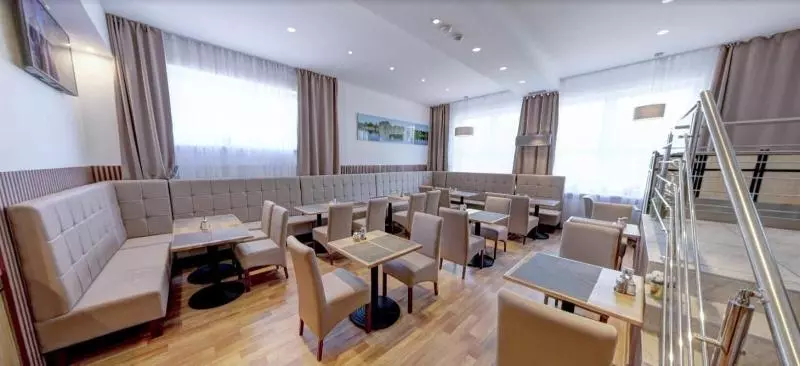 هتل Denbu Restaurant & Bar