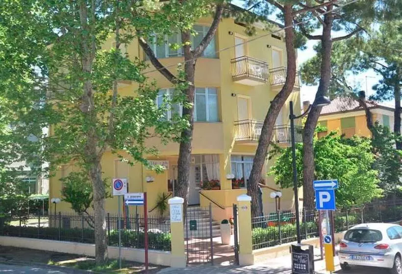 ホテル Villa Pozzi