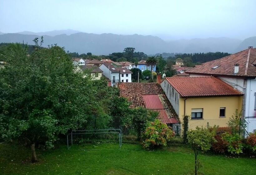 Llanes International Hostel