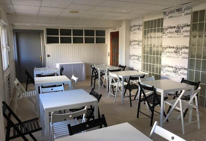 Llanes International Hostel