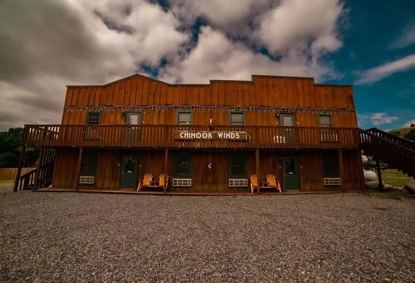 Motelli Chinook Winds Lodge