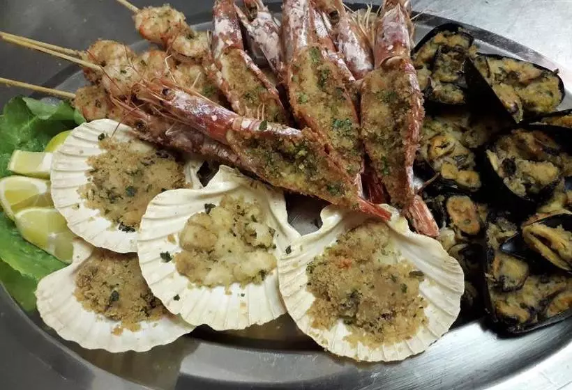 ペンション La Campagnola Trattoria Con Alloggio