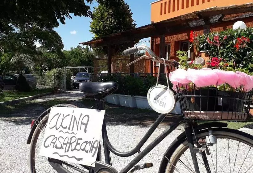ペンション La Campagnola Trattoria Con Alloggio