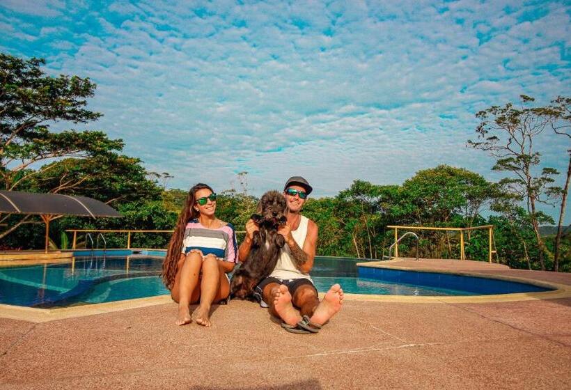 Общежитие Hosteria Orkidea Lodge