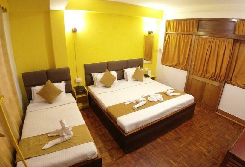 فندق Mash Flora Fountain