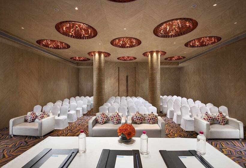 בית מלון כפרי Sarovar Premiere Jaipur