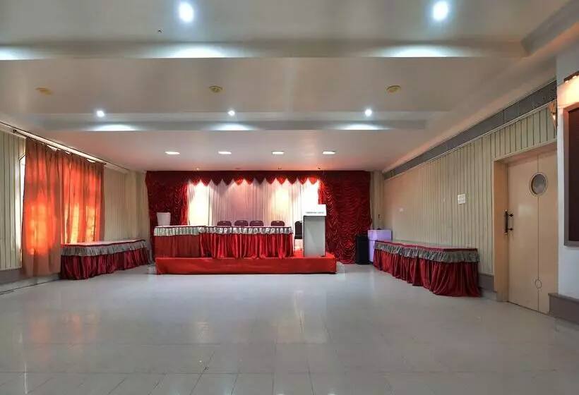 Oyo 3420 Hotel Ashoka