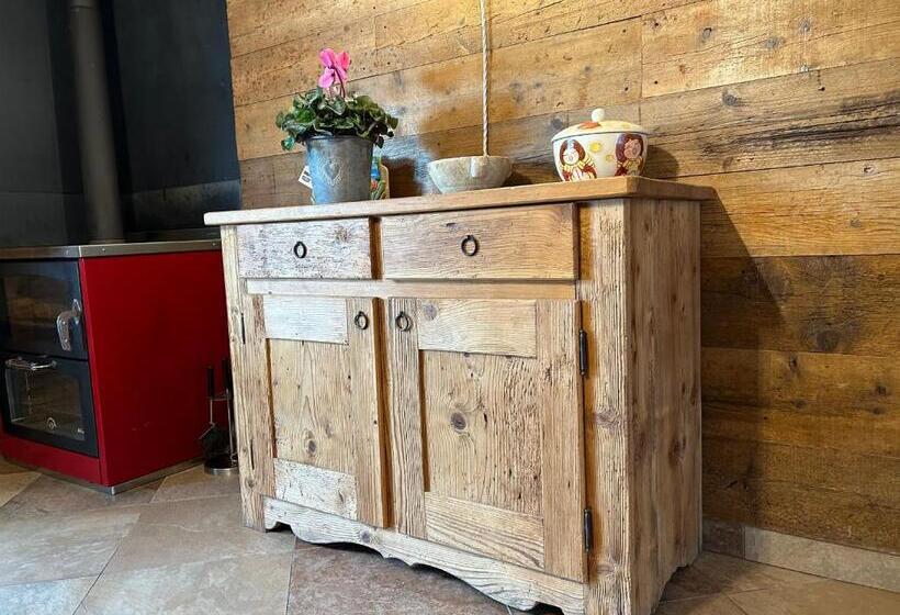 ベッドアンドブレックファースト Chalet Tre Santelle