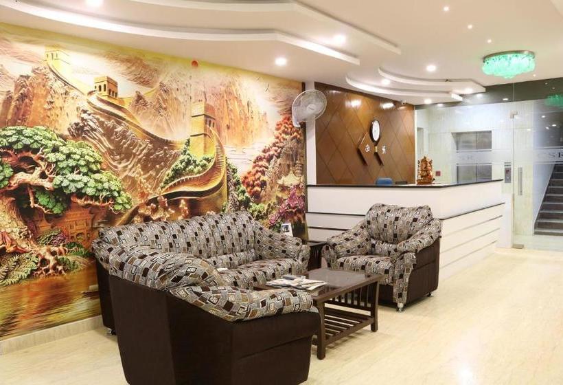 בית מלון כפרי Csr Residency