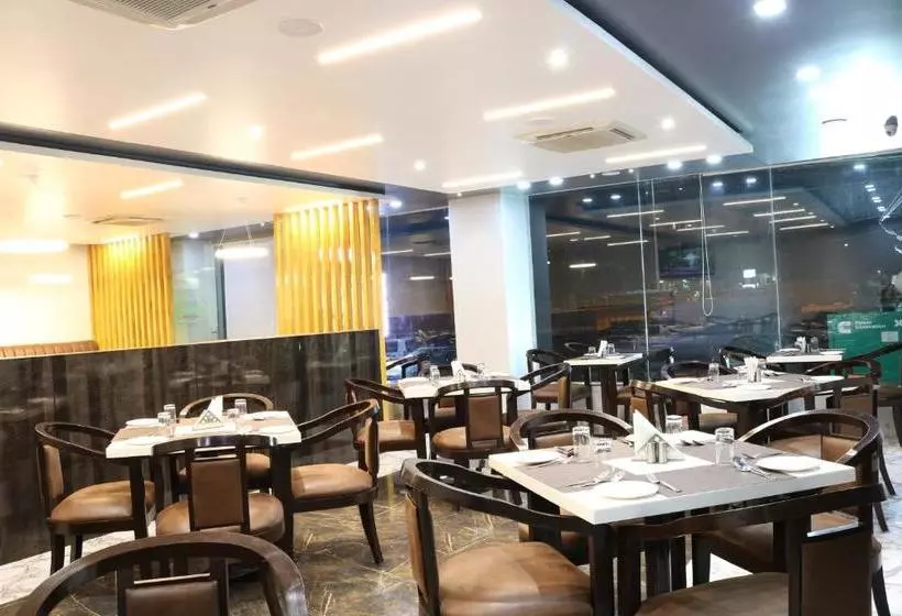 Hotelli Csr Residency