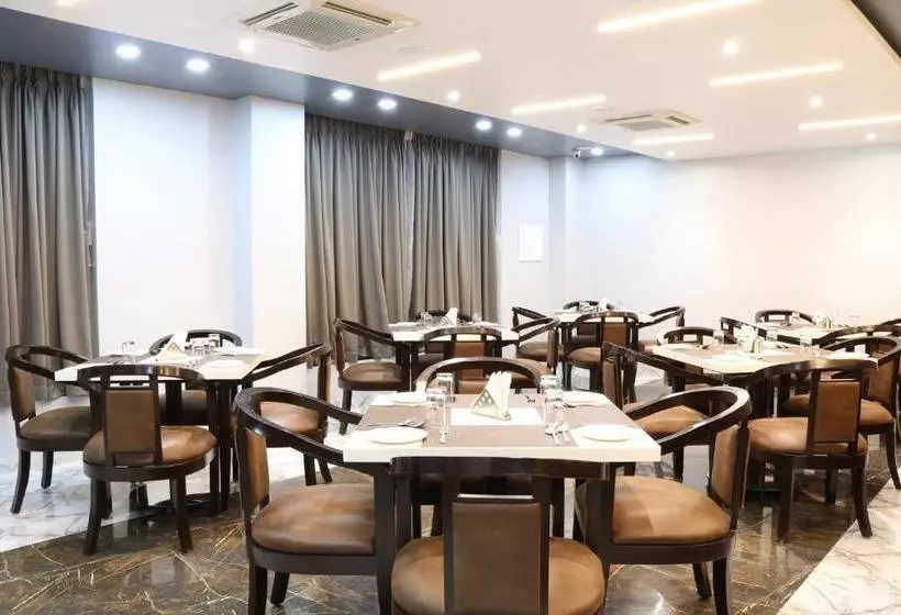 Hotelli Csr Residency